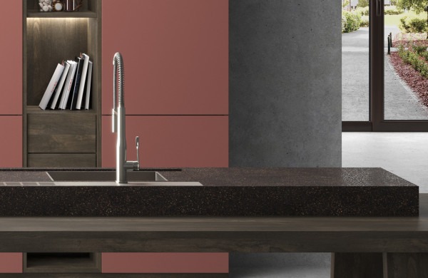 Kitchen surfaces: 4632 Alpen, 3492 Evan, 0779 Rosa Shade Bloom core